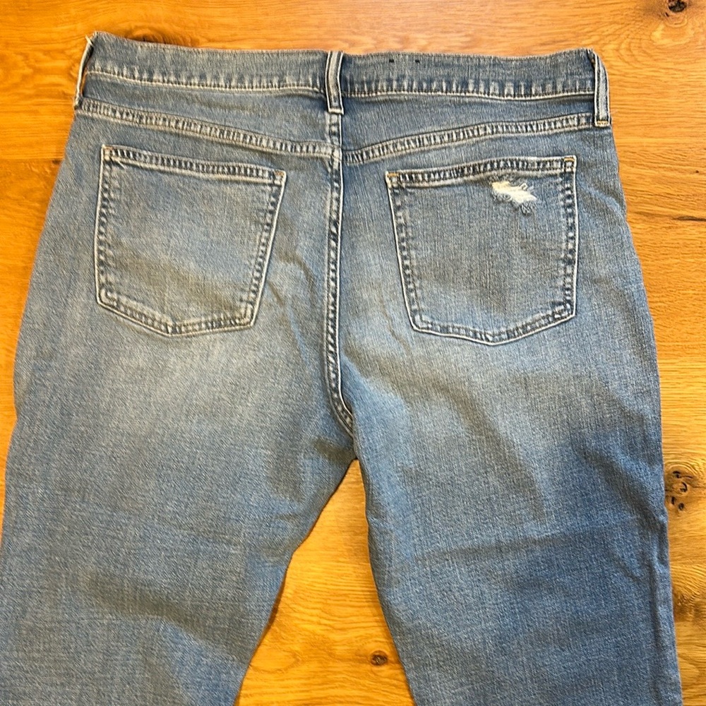 Gap Girlfriend Mid Rise Jeans - Picture 7 of 8